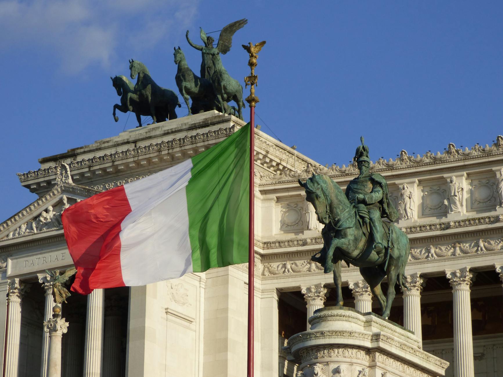 Vicenza, in piazza dei Signori gli 80 anni della Repubblica